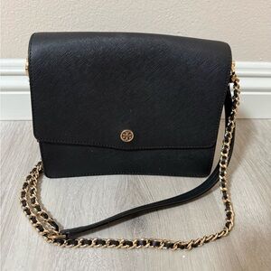 Tory Burch Elegant Black Crossbody with Gold Accents